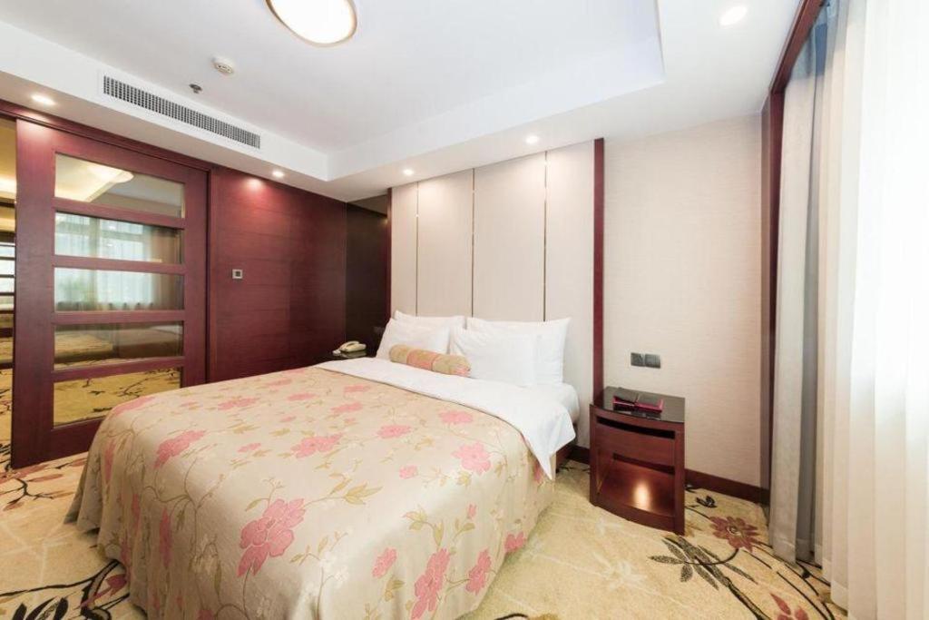 Dalian Liangyun Hotel Экстерьер фото