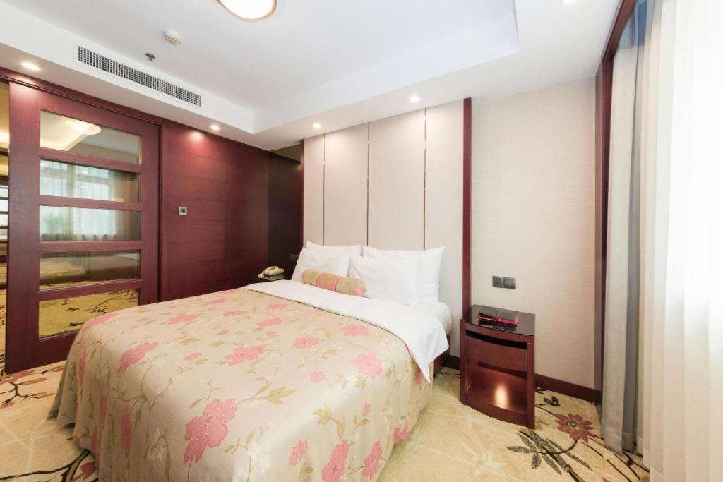 Dalian Liangyun Hotel Экстерьер фото