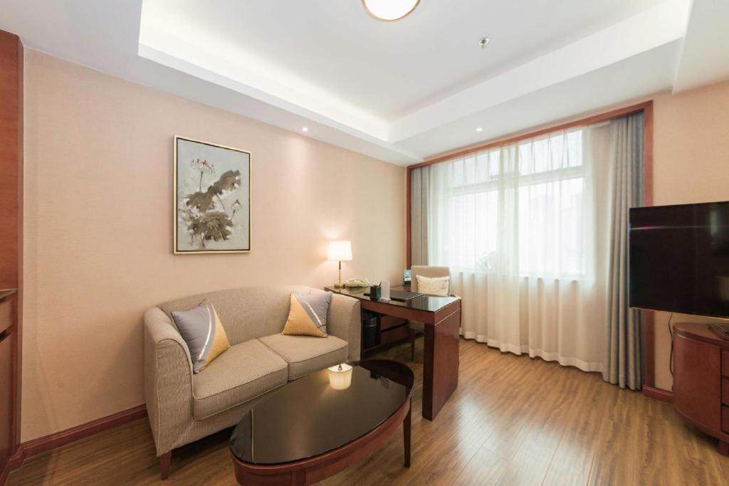 Dalian Liangyun Hotel Экстерьер фото