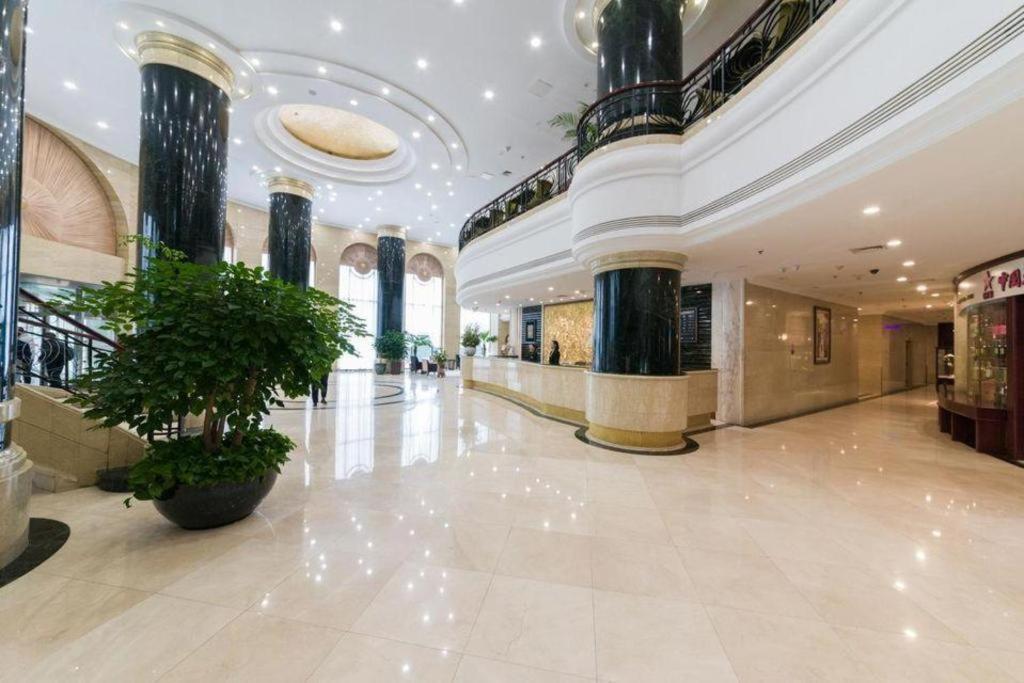 Dalian Liangyun Hotel Экстерьер фото